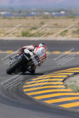 media/Oct-08-2022-SoCal Trackdays (Sat) [[1fc3beec89]]/Turn 11 Backside (1145am)/